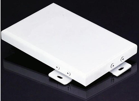 廣(guang)告牌铝單(dan)板定製(zhi)