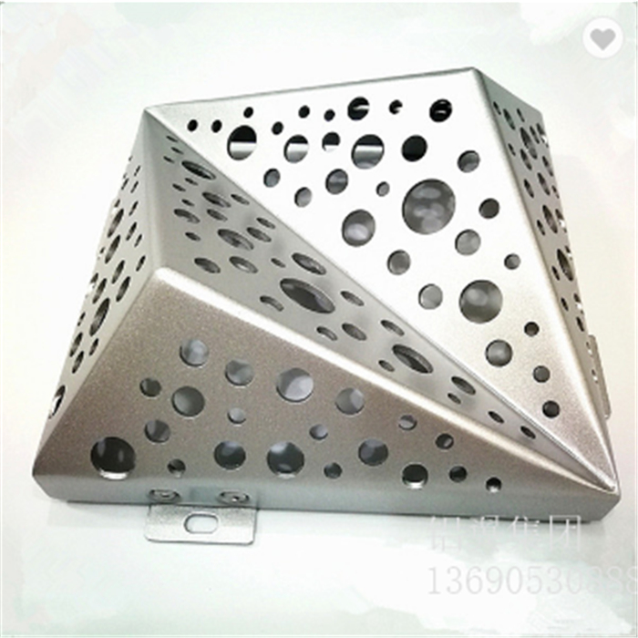 造(zao)型外墙冲孔铝板