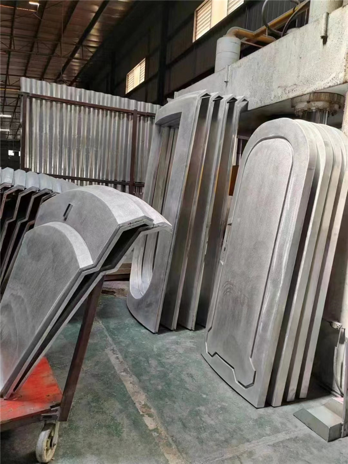 太空舱铝板定製(zhi)